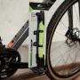 Pompa manuala pentru bicicleta, cu furtun si suport de fixare pe cadru, lungime 310mm, max 8Bari/120PSI-Resigilat,