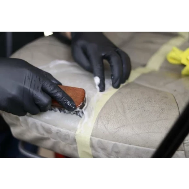 Kit curatare si intretinere piele, Auron Strong K2