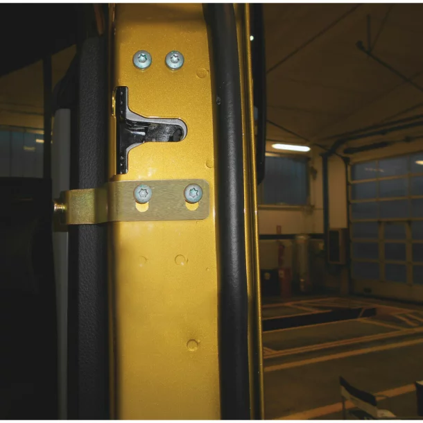 Additional truck door locks - Man TGS (09/14&gt;) - Man TGX (09/12&gt;)
