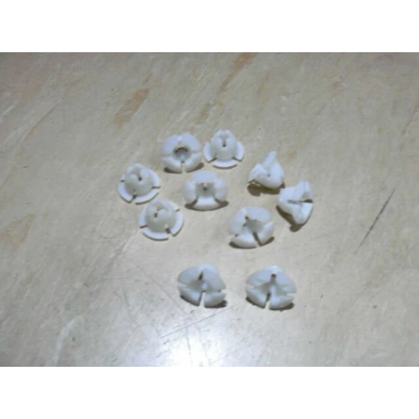 Clips fixare bara fata lateral Ford KA 96-