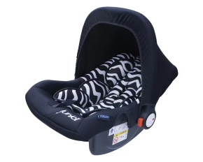 BAMBINI 941 Children's bucket seat ECE R44 / 04, 0-13 kg - Black/White