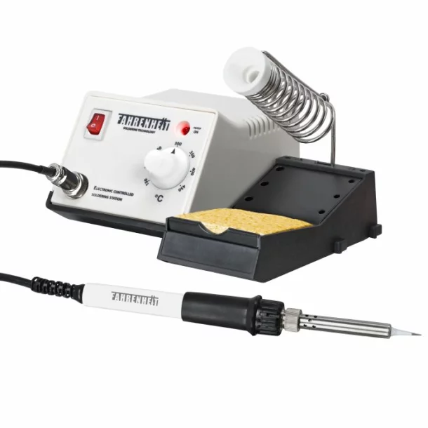 Analog soldering station